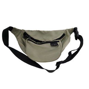 east sport khaki color 3 zipper pocket adjustible fannie pack.